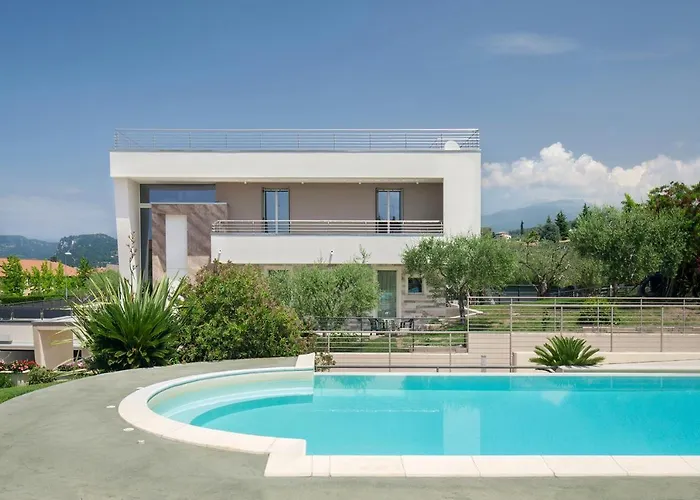 Aurora-holiday 2 * باردولينو